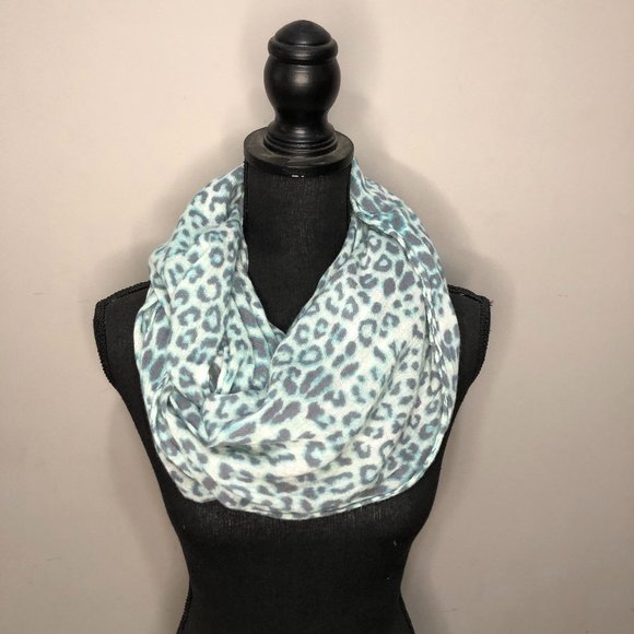 Express Leopard Print Infinity Scarf Blue Onesize - Picture 1 of 5